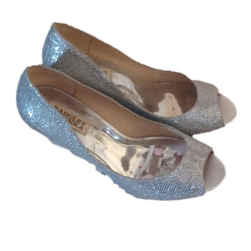 𝅺 Badgley Mischka size 8 heels. Good used condition, no flaws.